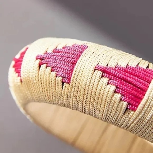 NWT  Anthropologie Patterned  Woven Bracelet Pink - Picture 2 of 4